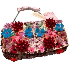 🔥Made In India Handcrafted Multicolor
Sequins & Beaded Shoulder Clutch Bag